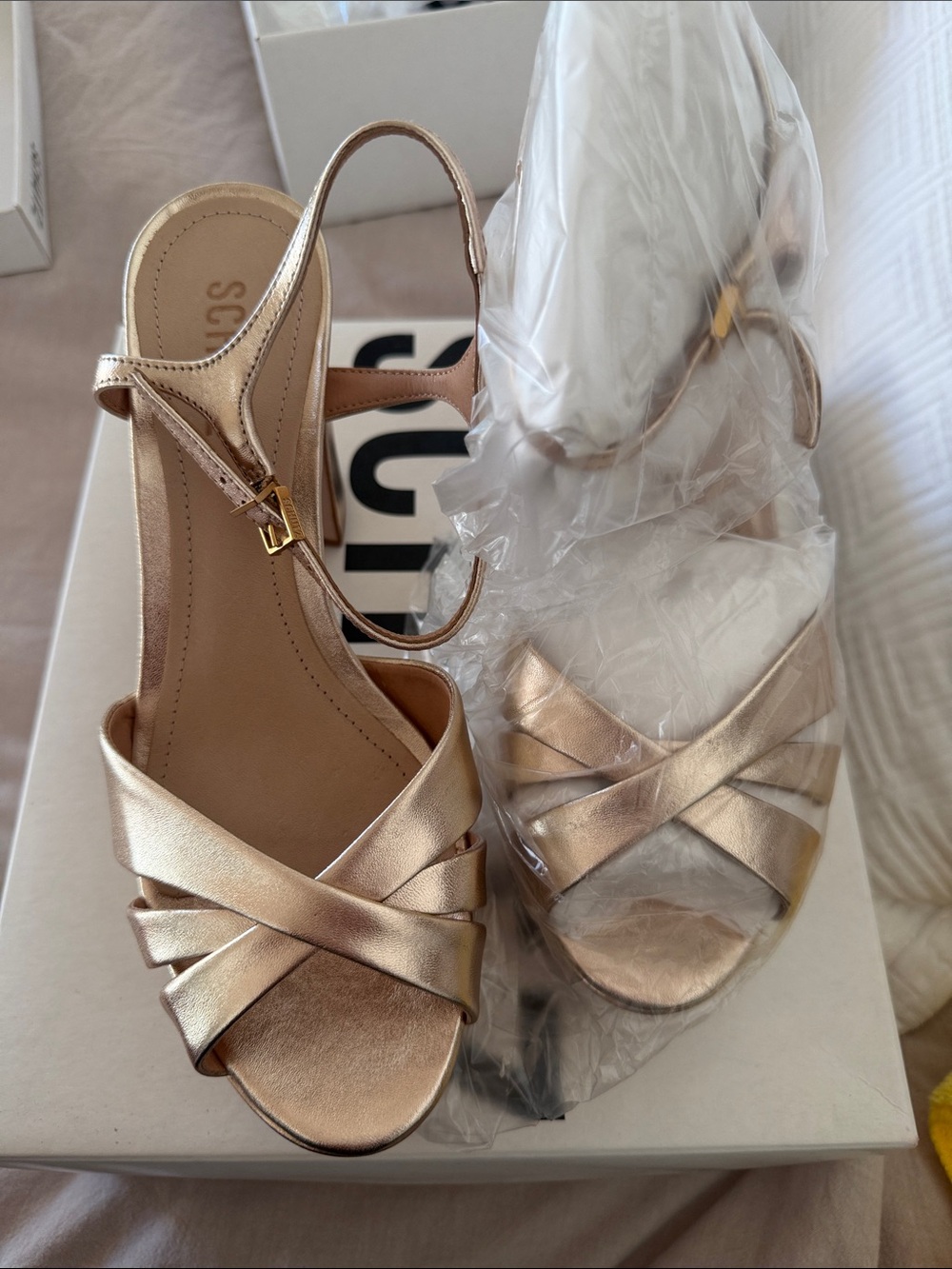 SCHUTZ Metallic Gold Strappy Block Heel Sandals brand new